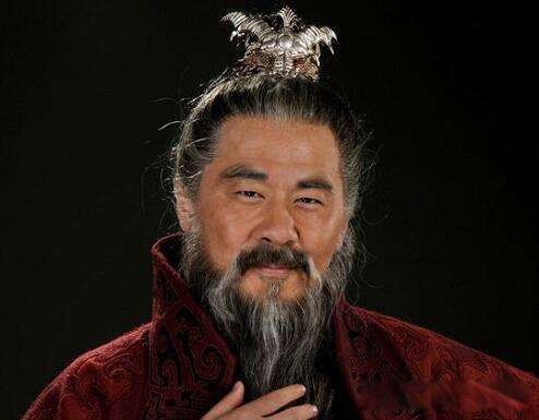 曹操为什么不称帝的原因 是无称帝之心还是别的