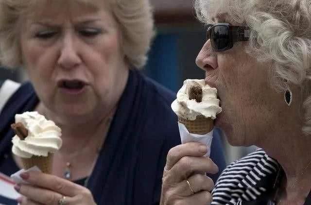 ����˹ΪʲôŮ����ô�� Ů�˿���Ҳ����ʵ