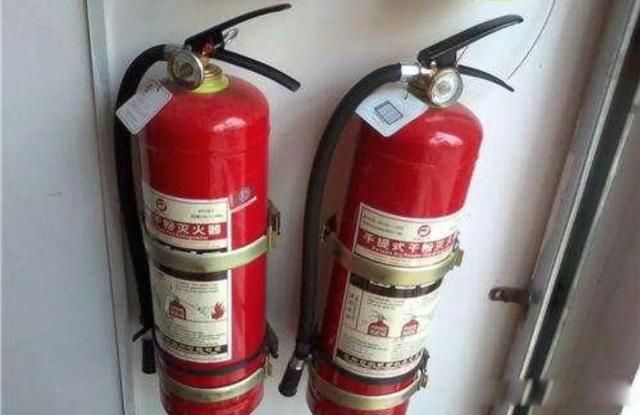 �˵�����ľ��ٸ��� һ�е����������չ��Ϊ��ƽ��