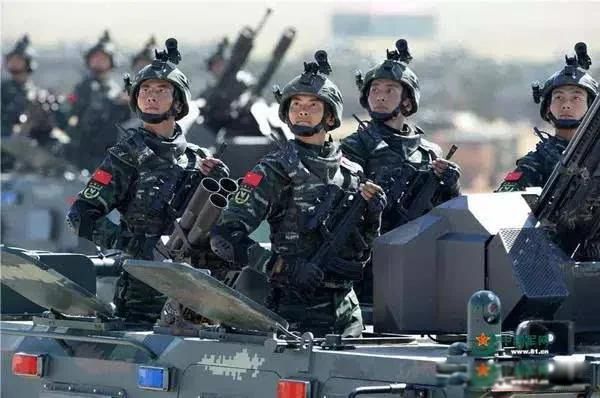 泰国人为什么不愿意当兵 征兵现场可谓是大型搞笑现场