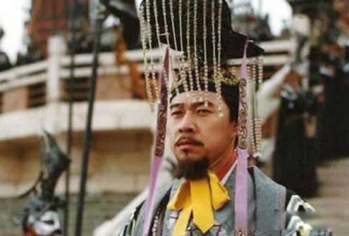 焚书坑儒的真相 引出秦始皇焚书坑儒的原因