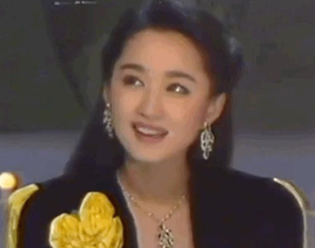 杨钰莹为什么不结婚生子 证明:杨钰莹并非至今单身