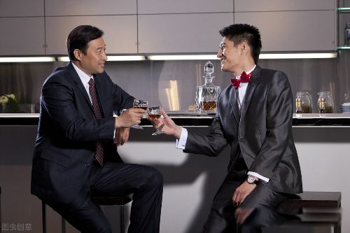 ƶ������������,������ɽ��Զ��ʲô��˼ ÿ���˶�����ʵ