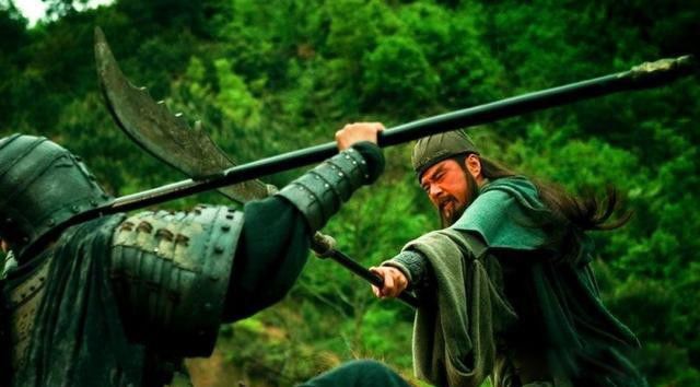曹操为什么喜欢关羽 欣赏关羽的人品和武功