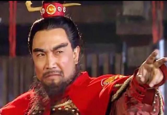 曹操为什么喜欢关羽 欣赏关羽的人品和武功