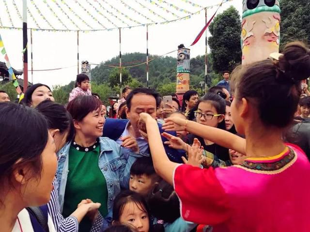 �人���﹵���η羰����ô�� ��Ʊ�۸����