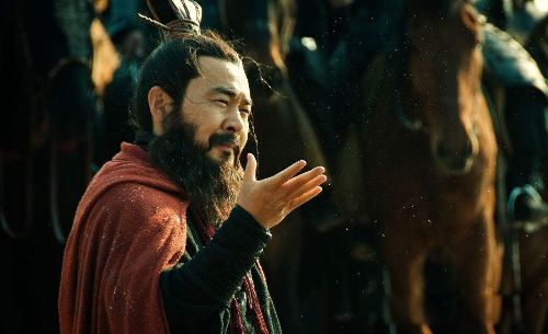 杨修被杀的根本原因是 是聪明反被聪明误