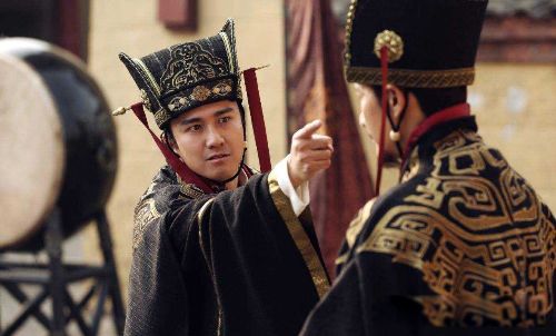 杨修被杀的根本原因是 是聪明反被聪明误