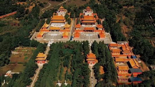 ���Ӣ���ı������ڻ��д��ڵ��� �����������������������