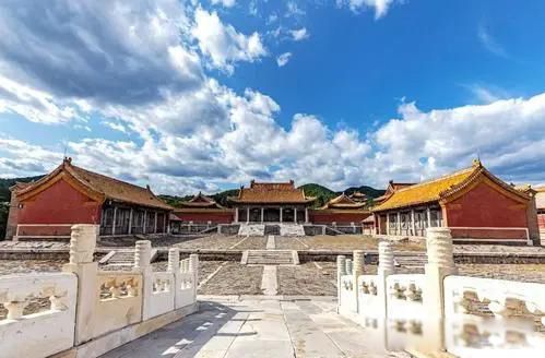 ���Ӣ���ı������ڻ��д��ڵ��� �����������������������