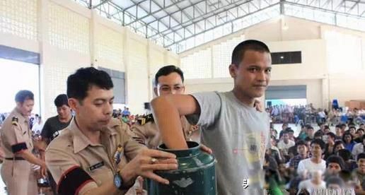 ̩������Ϊʲô��Ը�⵱�� ����µ�������û�취