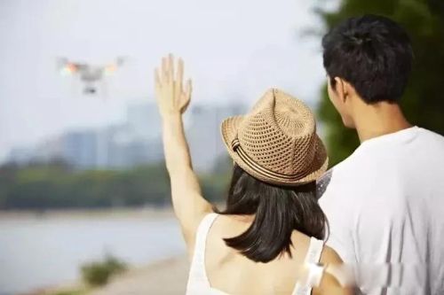 �����зŮ��ʲô��˼ ������ż��ʱ��ҪԶ��