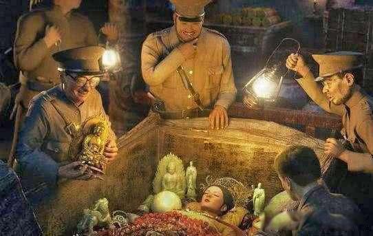 孙殿英盗墓时为何扒掉慈禧太后的裤子 为了她身上的随葬品