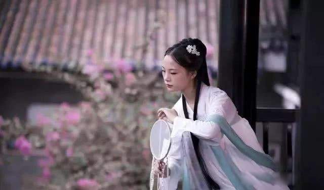 �Լ�������Τ�Ĺ�ϵ Ϊ���Լ����������������