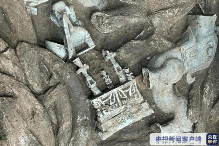 三星堆最新考古发现颠覆历史 出土文物的图片及介绍