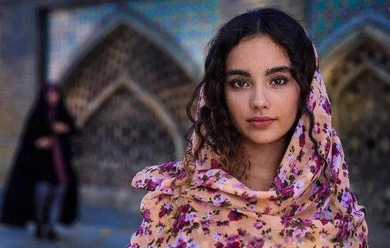 ���������˿ں�������Ƕ��� Ů���ж�ҵ�λ�͵�ʲô�̶�