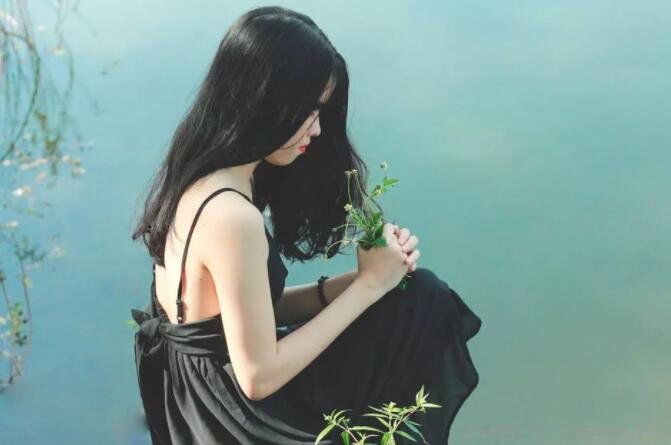 当一个女人对你彻底死心了的表现 女人一旦死心什么表现