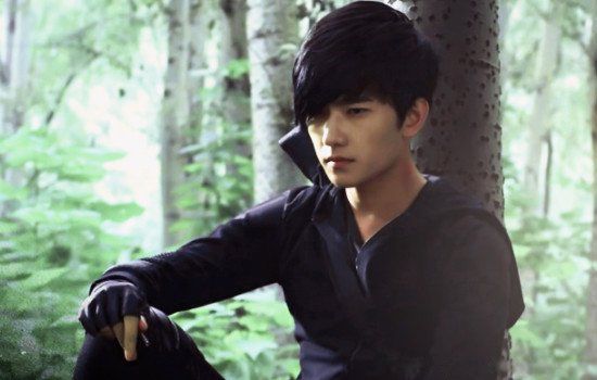 �����������ɽ�й�ϵ�� ��Ĺ�ʼ������������ɽ��ʲô��ϵ