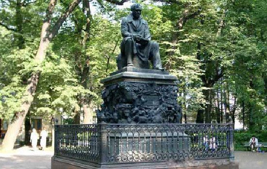 克雷洛夫寓言有哪些故事 他的作品有哪些表达什么含义