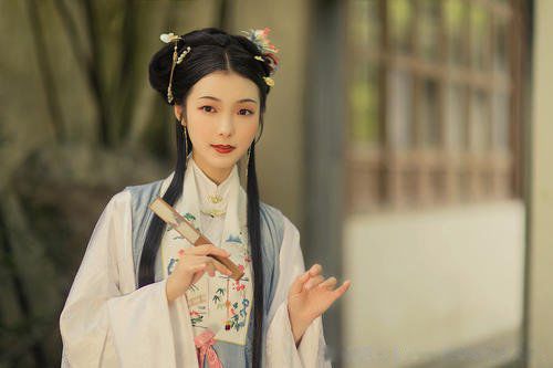 �Ĵ����������ĸ� ��ʷ����û����СС
