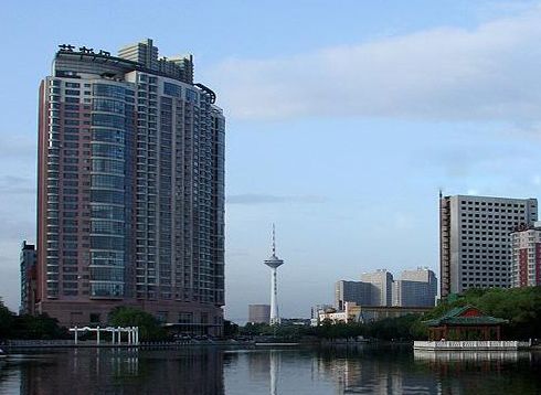 4�����������¼���ʵ���� ������¥�¼���������ô����