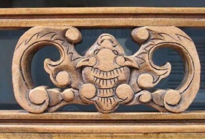 雕像上刻蝙蝠的寓意 古时候为什么建筑上雕刻着蝙蝠