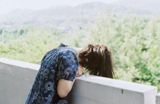 ���׵Ļ���ʵ��� 8��׷Ů���黰��ů�Ķ̾�