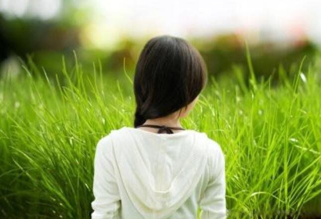 ���׵Ļ���ʵ��� 8��׷Ů���黰��ů�Ķ̾�