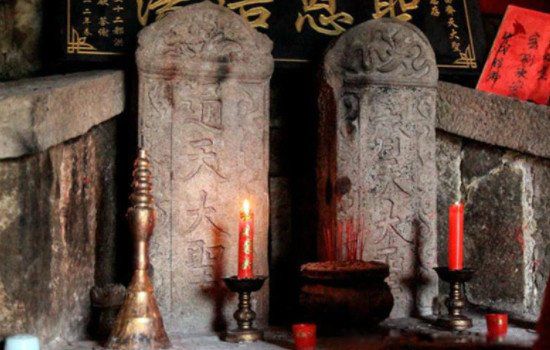 ������ĵ�һ������������� �����ĵ����������յ�֤��