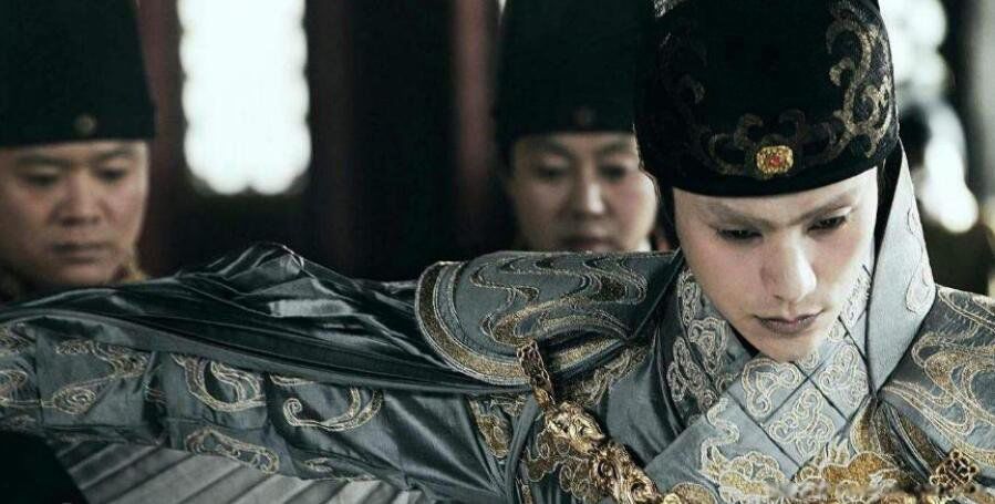 太监净身是割掉什么 古代太监是割的是鸡还是蛋