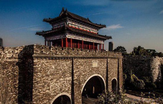 �����Ŷ���ָ�ĸ��ط� ����Ϊ�����Ŷ��ĵط�������