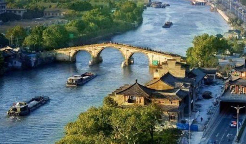 ����˺��Ǿ����˺��� ���������ģ������������Ǻ����ƴ��˺�