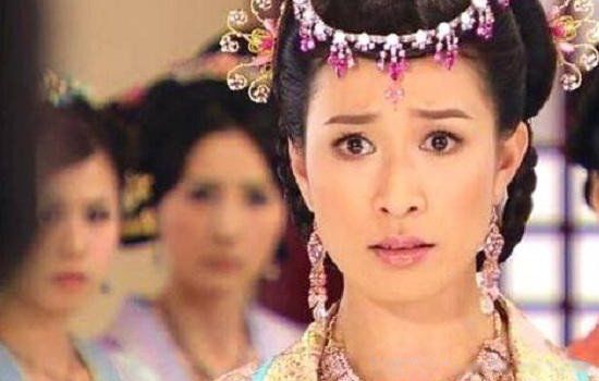 ��ƽ������˭��Ů�� �������ֱ۵���ʵ��ʷ����