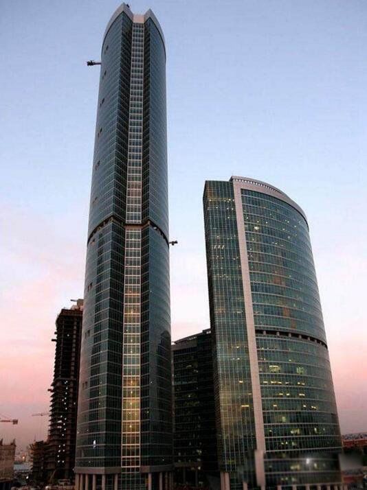 俄罗斯联邦大厦多少米 是谁建的楼是中国建的吗