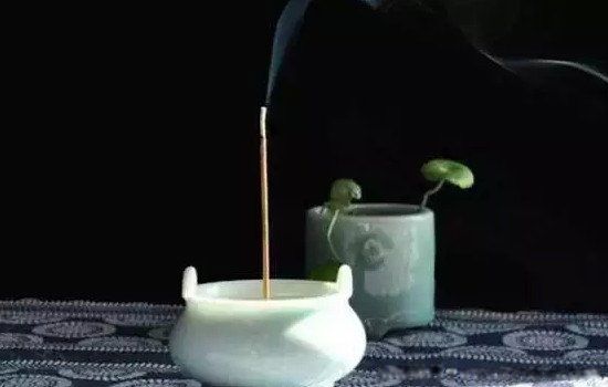 һ�����Ǽ����� һ����һյ���ʱ���Ƕ��