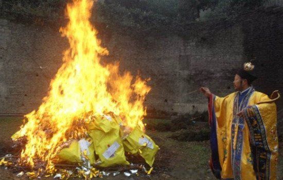 �����������ڼ���ͣ����� ͷ����Ļ������