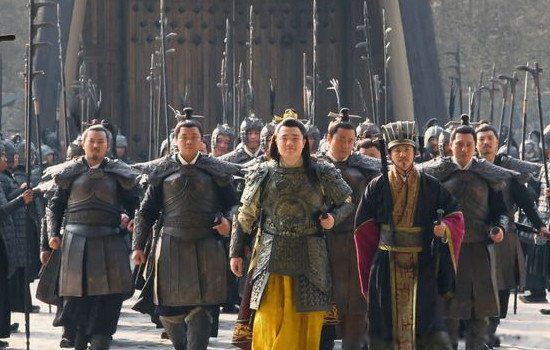 ������Ӯ������Ǿٶ������� ��һ��������˭