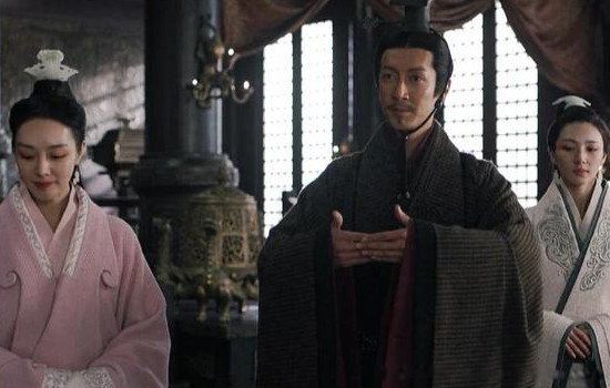 ���յ���ĸ��˭ ��Ϊʲôû�м̳л�λ��ʱ������