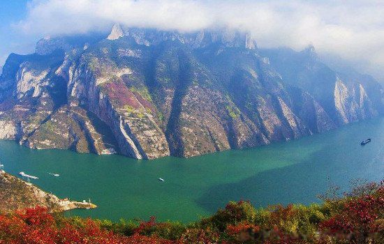三峡大坝在什么地方 长江三峡指的是哪三峡的总称