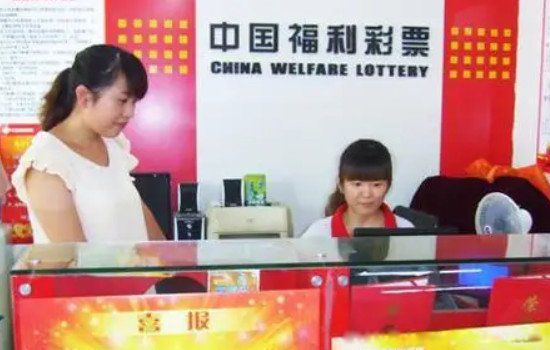 双色球机选有人中过大奖吗 机选双色球的中奖几率大吗