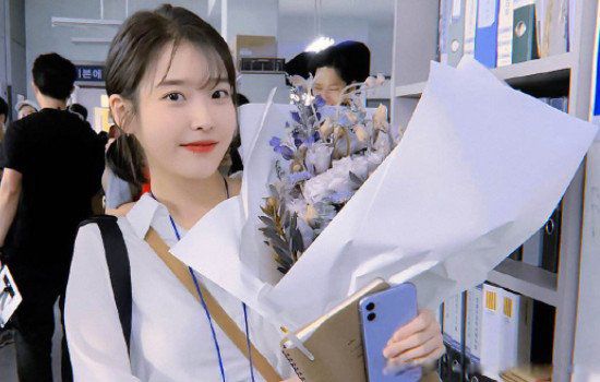 �Լ����տ��ֵ�ף�����ӷ�����Ȧ 16�����յľ���ף����