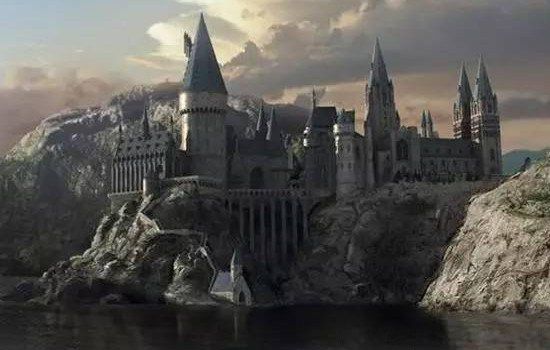 �����ִ�ħ��ѧУ��Ĵ����� ��ʵ���л����ִ���