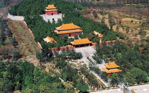 昌平十三陵是谁的墓地 谁的墓室十三陵中唯一被挖掘出来的