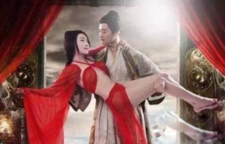 ������˭������ ����ʲô����˭������