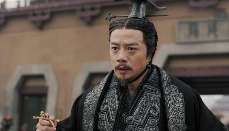 ����Τ�������ĸ����� ��ʼ�ʽ�����Τ�ٸ�ʲô��˼