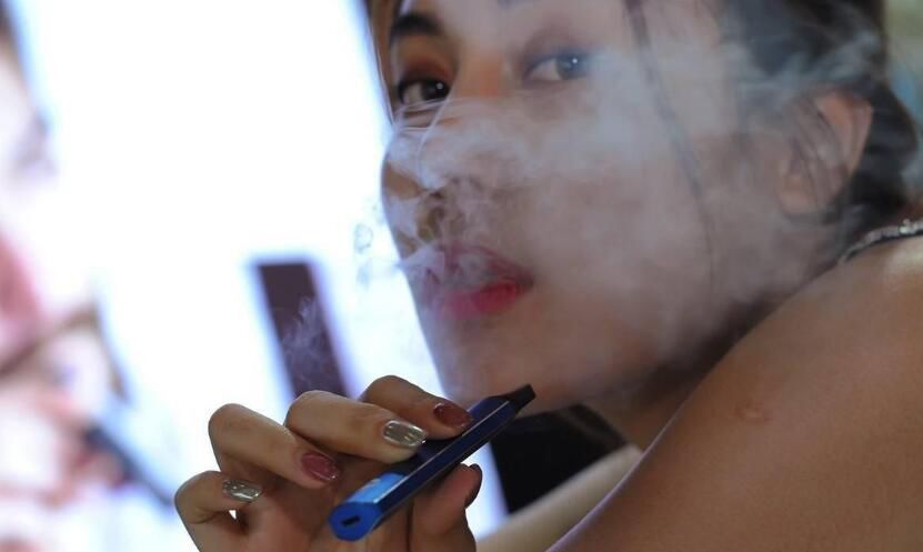 �����̶������Σ���ж�� ����һ������̵ķβ�ͼƬ����