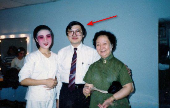 ��ɽ��ѧ�������ֹ��¼� �Ŀƴ�¥�ֹ��¼�����