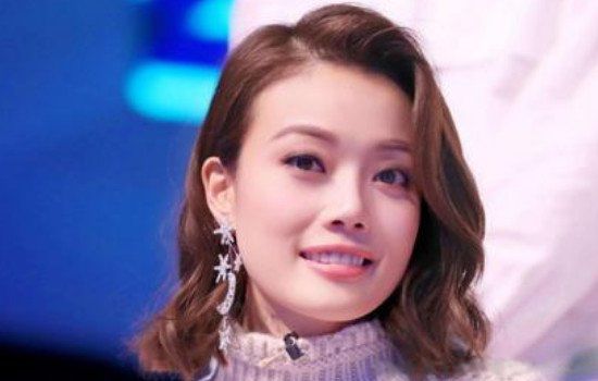 容祖儿夹春卷是什么梗 当年如何夹断春卷的