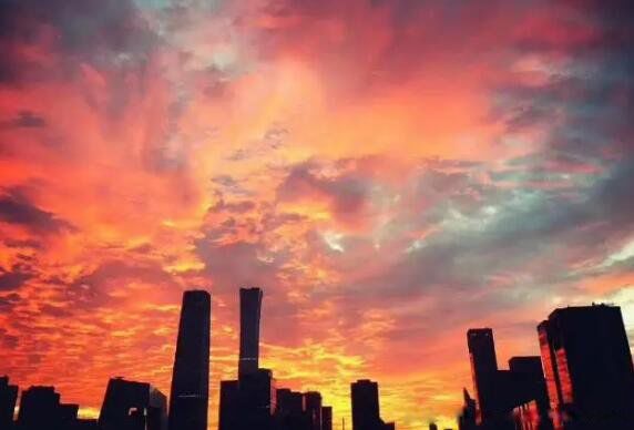 4����������ֲ����� ���ι�״�����ƶ�ͼƬ