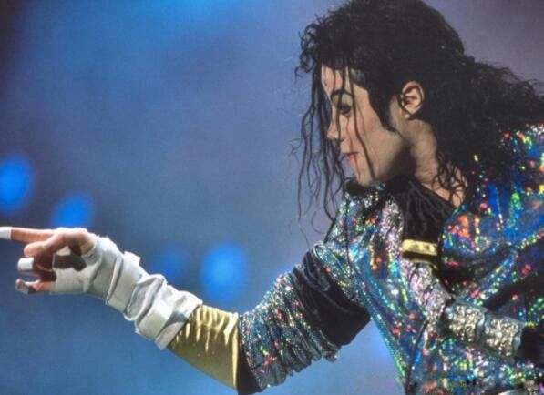 迈克尔杰克逊死亡真相 世界舞王迈克杰克逊死因